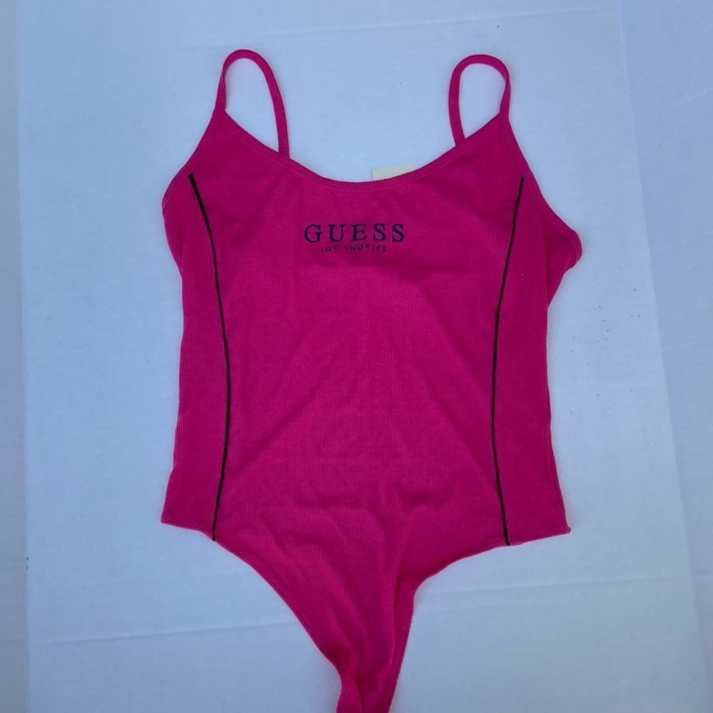 New GUESS Women’s Hot Pink Bodysuit SZ XL